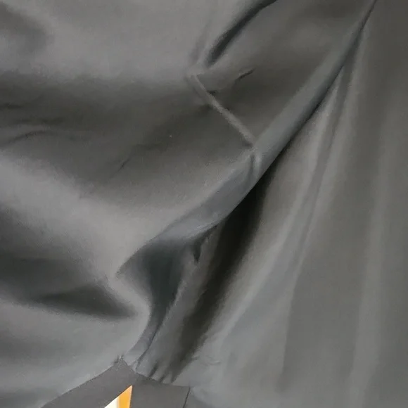 Liz Claiborne, Woman's Sz 12, Sequin Top and Pant set, Black, lined Top$30 - Picture 9 of 13